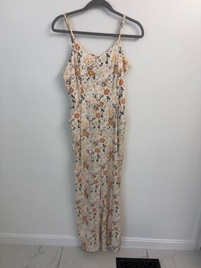 Floral jumpsuit/romper